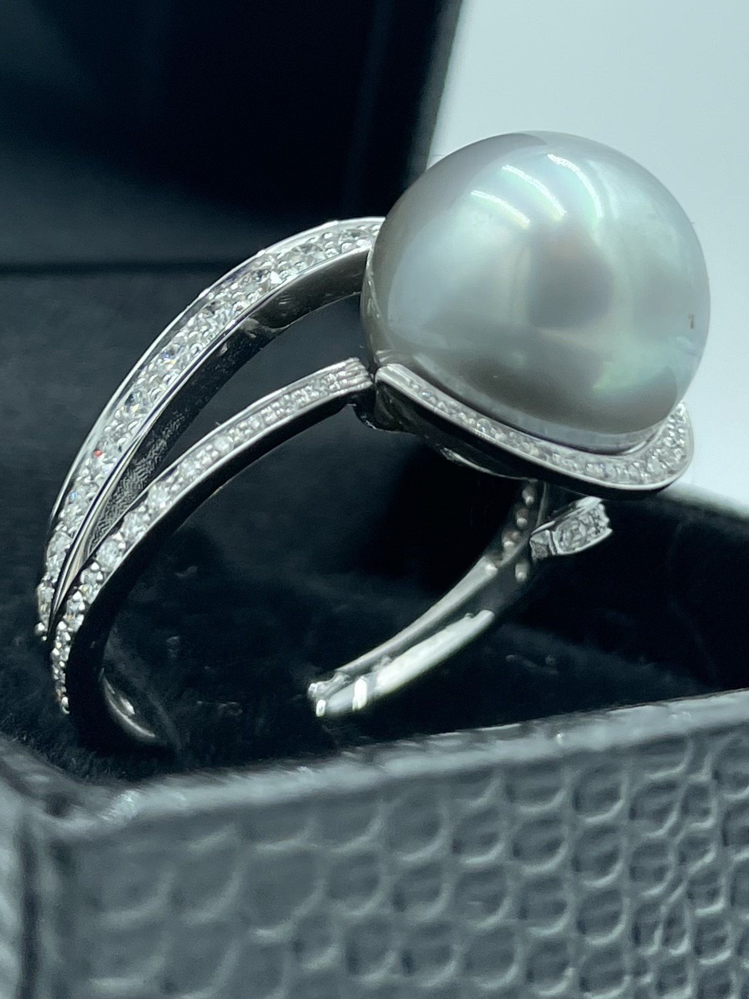 Anello Twister perla - immagine 5