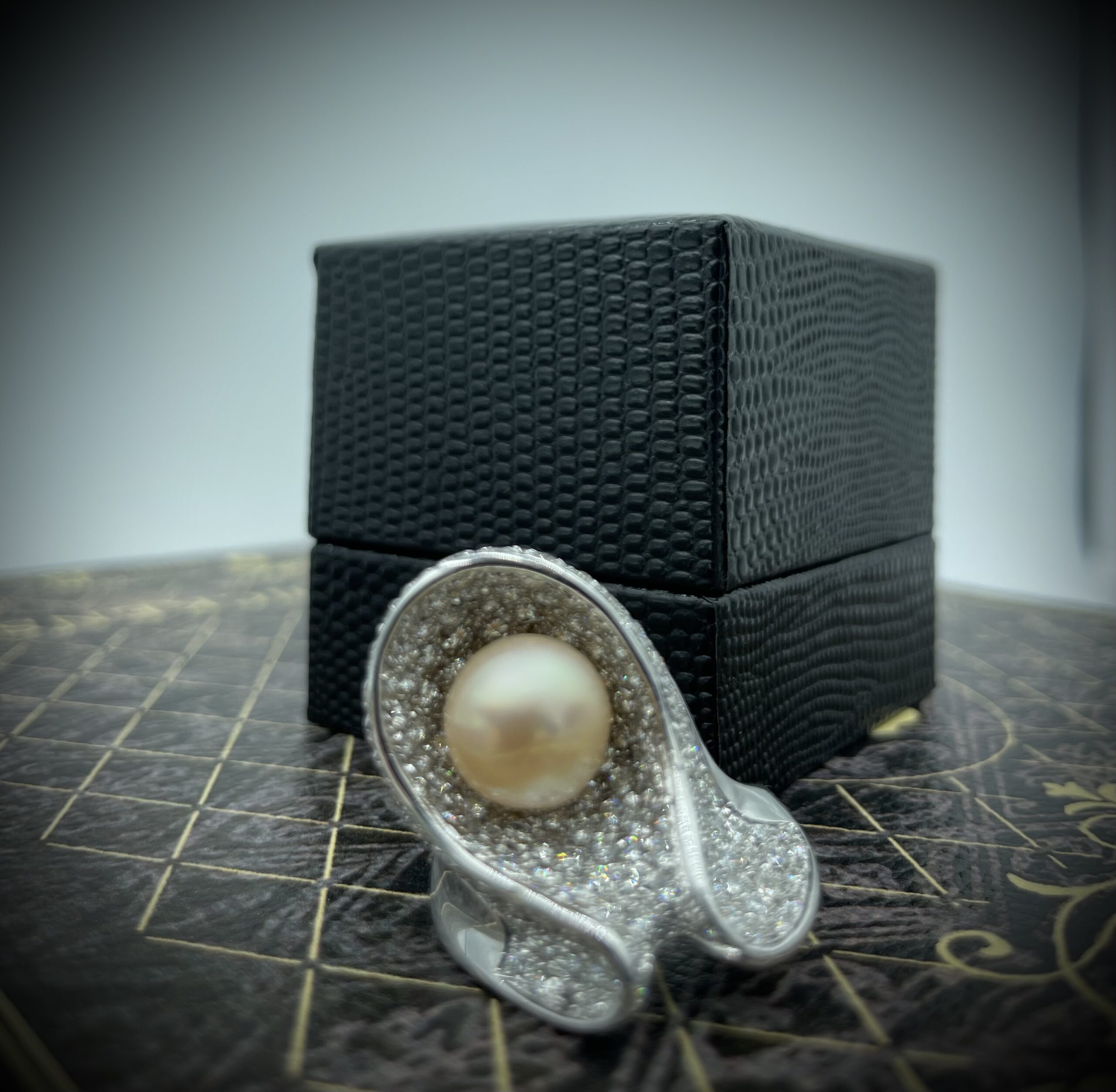 Anello wave perla - immagine 9