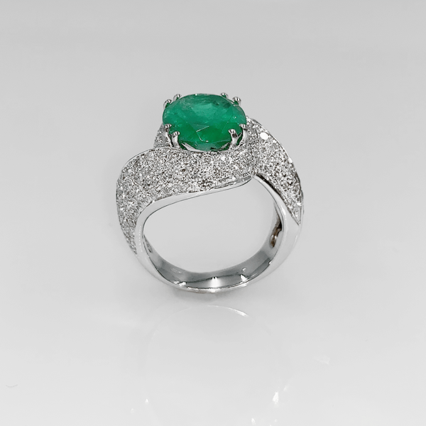 Anello smeraldo ovale - immagine 4