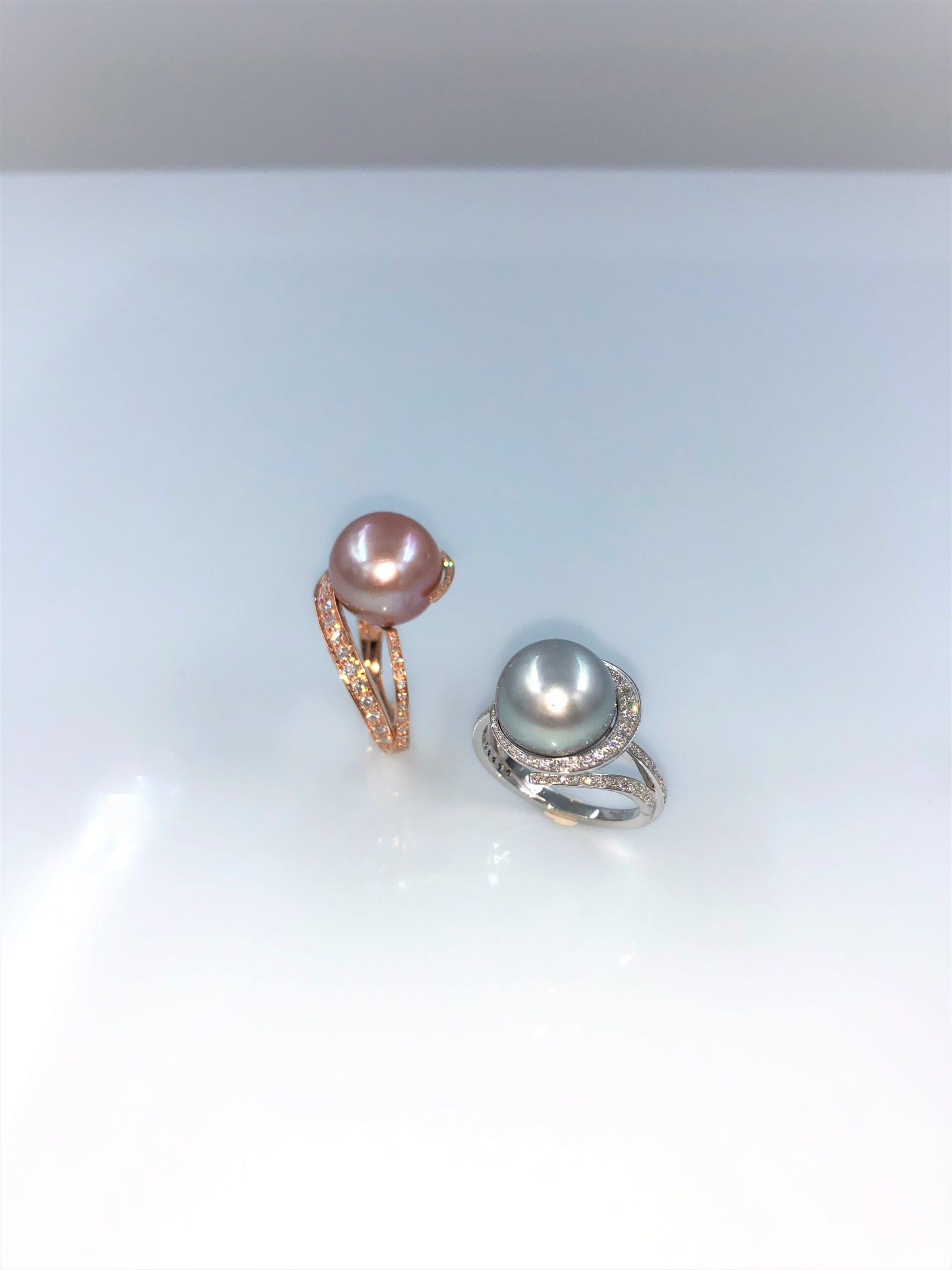 Anello Twister perla