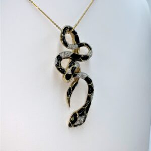 Ciondolo Snake smalto nero su oro giallo