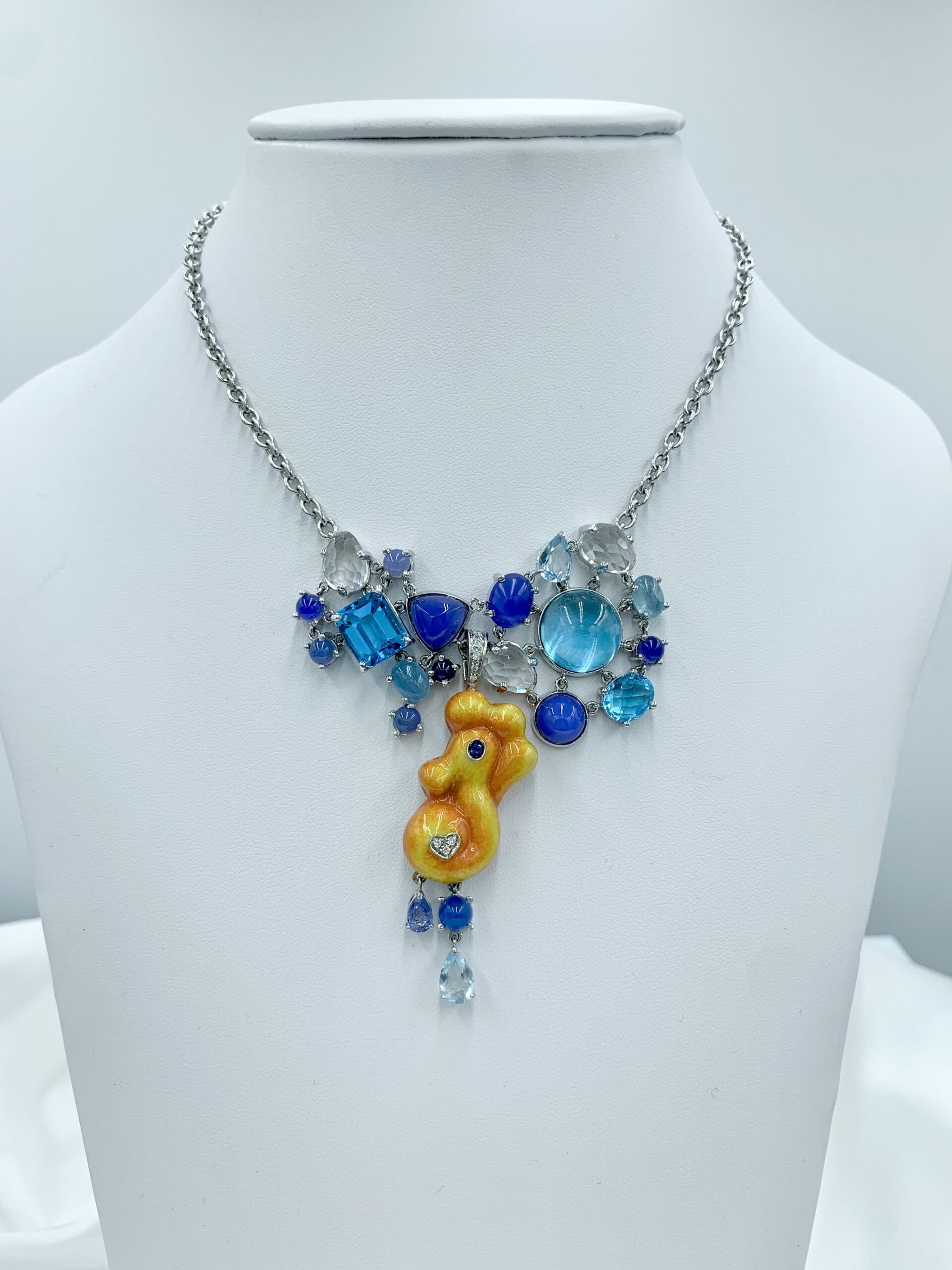 Collana Cavalluccio Marino