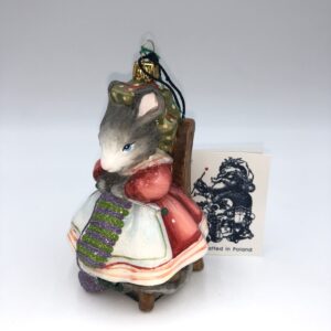 Knitting mouse