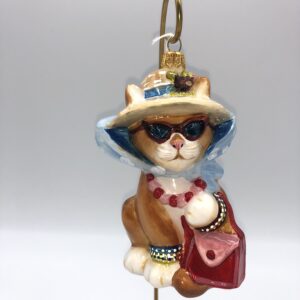 Lady cat